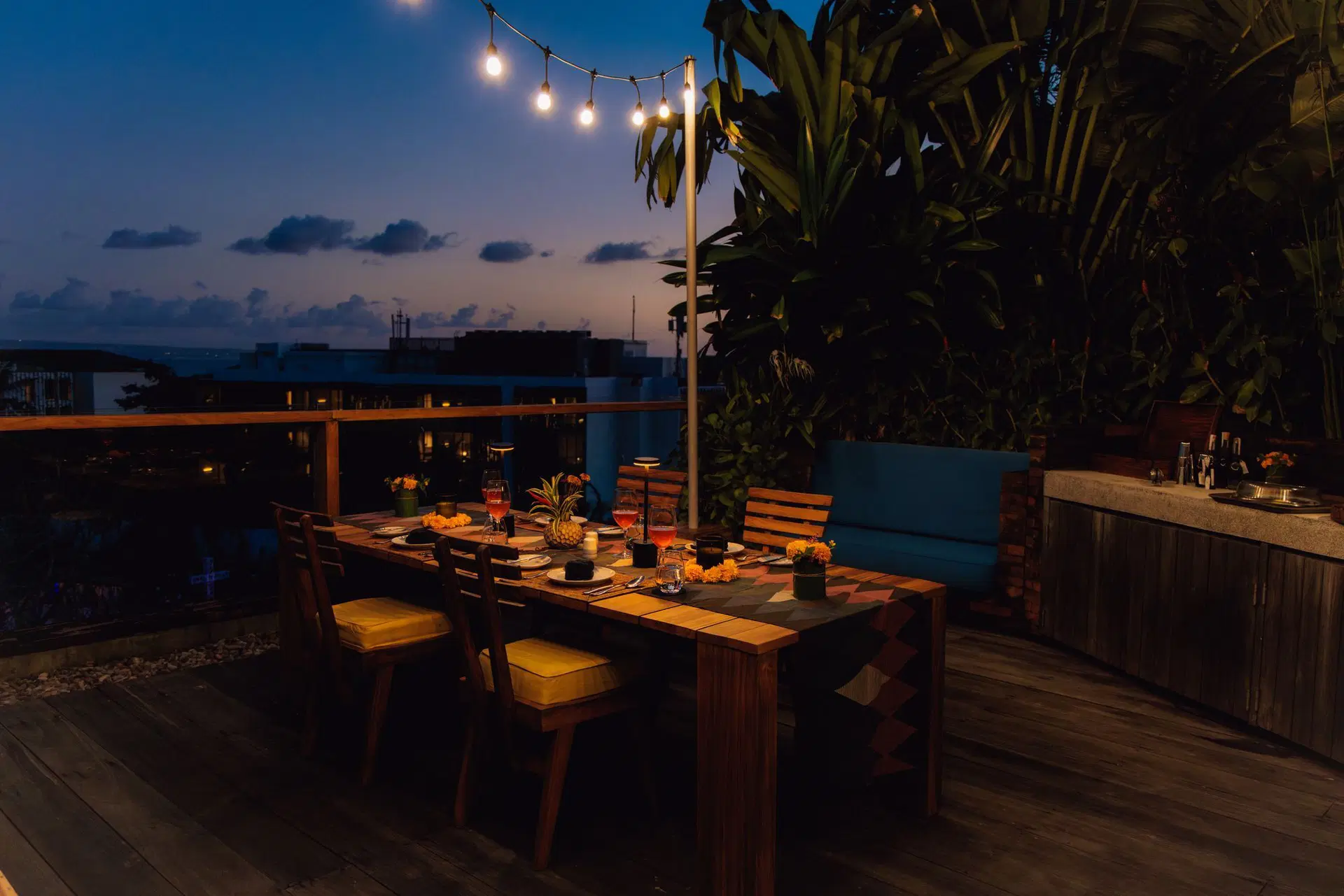 Sunset Rooftop Barbecue_RooftopBBQ_PH_AdrianMorris-4517_re_.jpg
