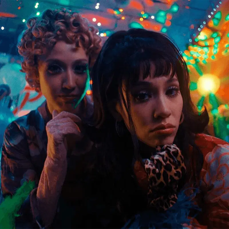 The Mizuhara Sisters_line up.png