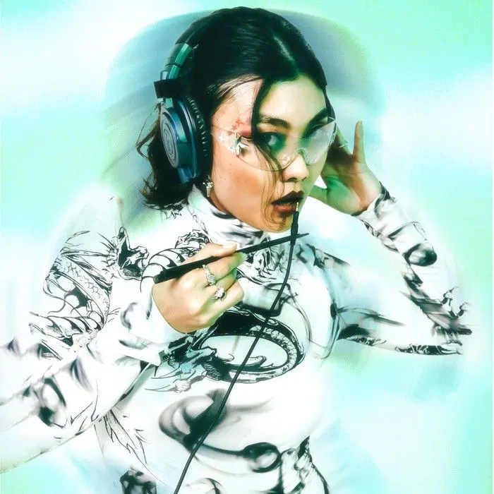 XX_MAIRAKILLA cropped.jpg