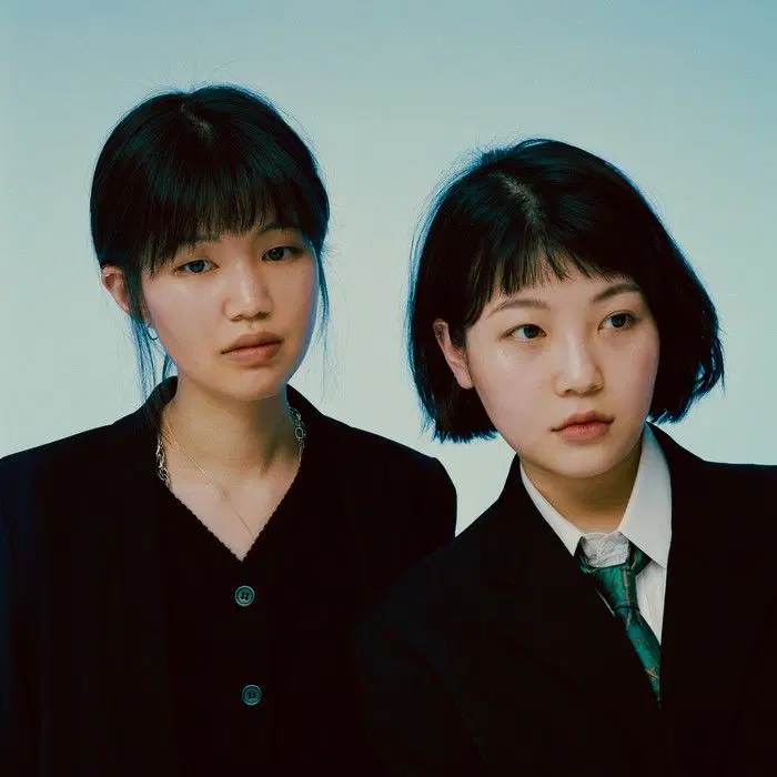 XX_SALAMANDA cropped.jpg