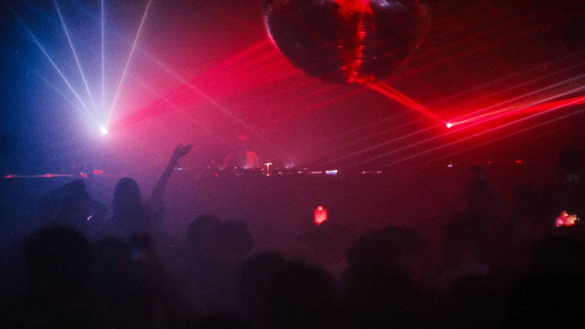 klymax-discotheque-bali-vibe-2.jpg